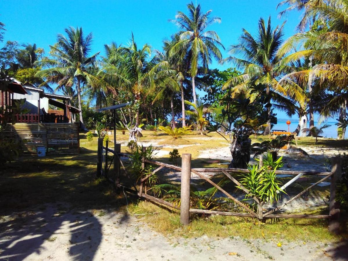 Asari Timo Cottage Karimunjawa Kültér fotó
