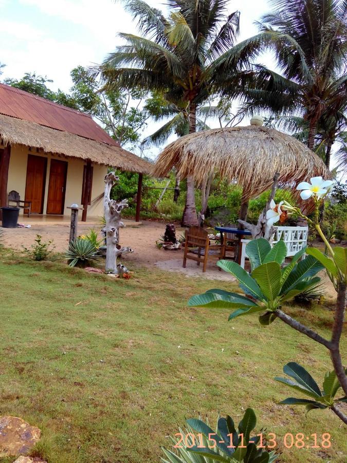 Asari Timo Cottage Karimunjawa Kültér fotó