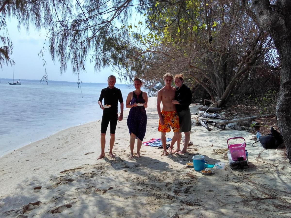 Asari Timo Cottage Karimunjawa Kültér fotó